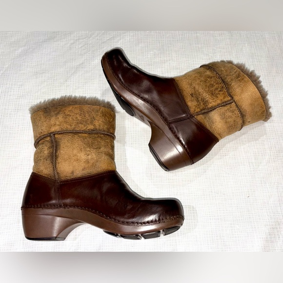 Dansko 9.5 40 Brown Leather Shearling Women's Clog  Boots Booties - Picture 6 of 9